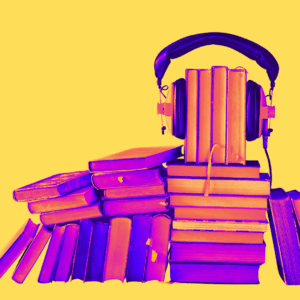 Piles de livres qui ont un casque audio dessus